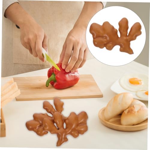 2pcs Simulated Ginger Faux Carrots Artificial Fruit Decor