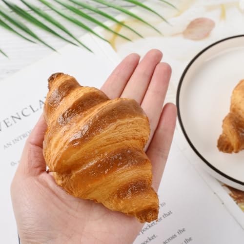 Artificial Croissants 2 Pcs Realistic Bakery Display Props