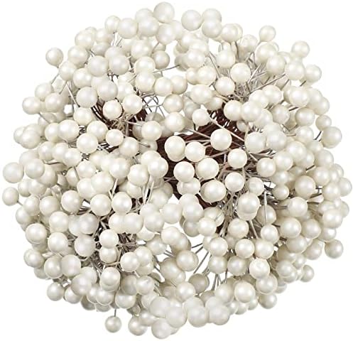 BBTO Artificial Holly Berries 250 Stems 500 Pieces White
