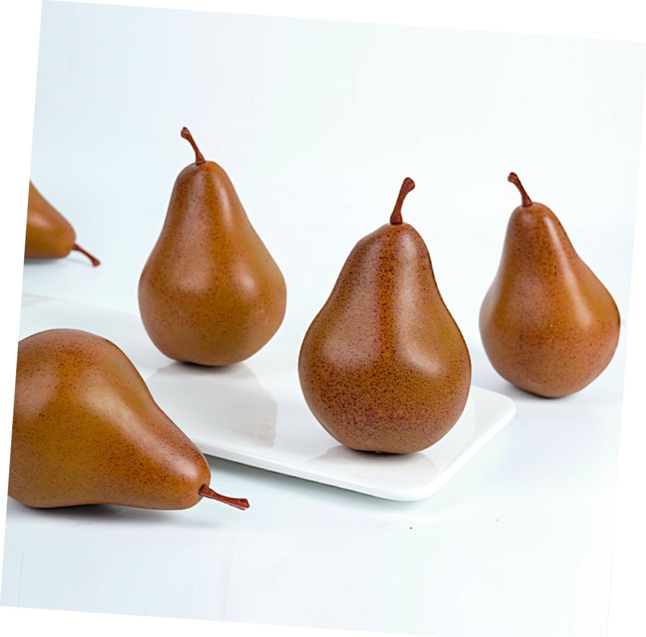 iplusmile 2Pcs Lifelike Faux Pears Artificial Fruit Decor