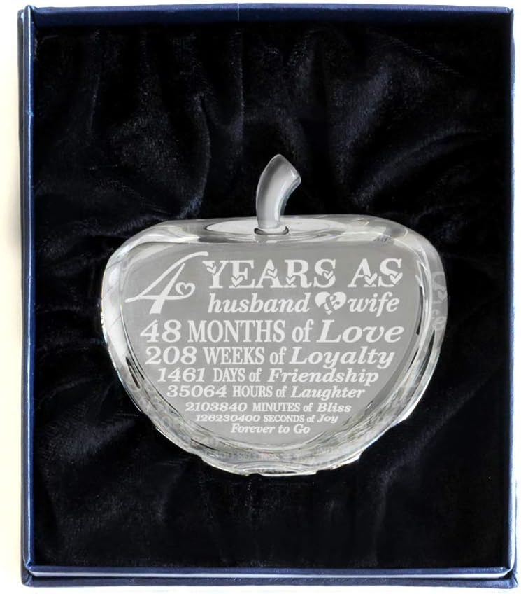 BELLA BUSTA 4 Years Anniversary Engraved Crystal Apple