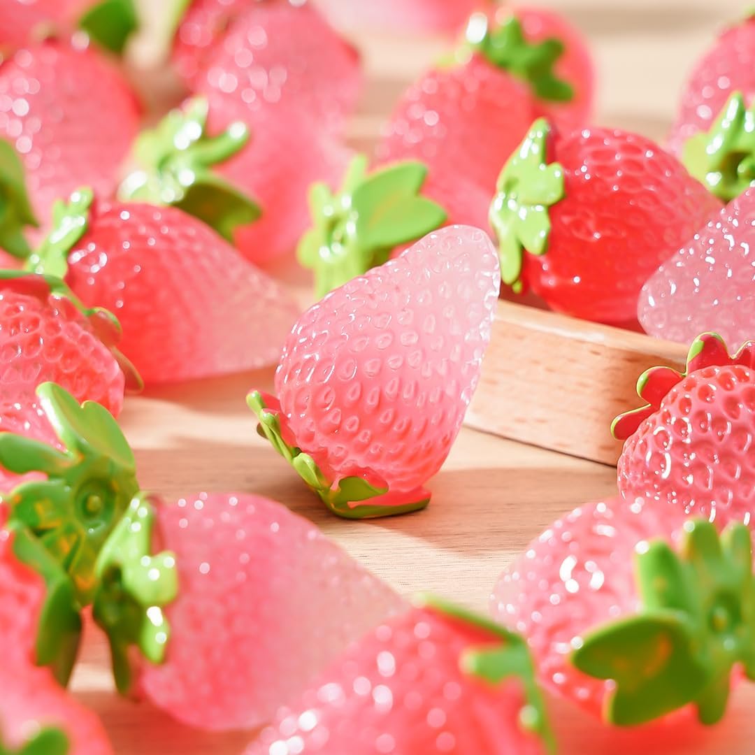 20 Pcs Glow In The Dark Mini Strawberries Resin Decor