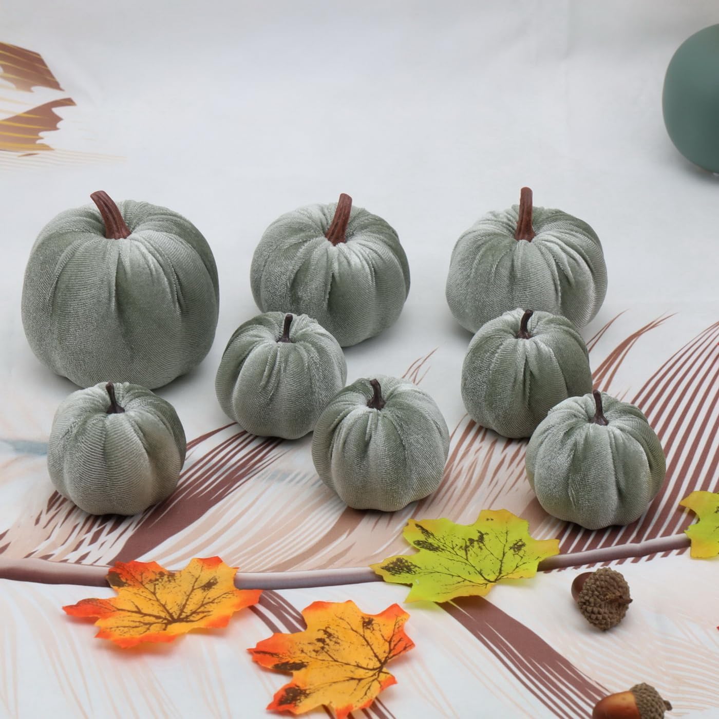 Woration 8pcs Artificial Velvet Fabric Pumpkins Fall Decor