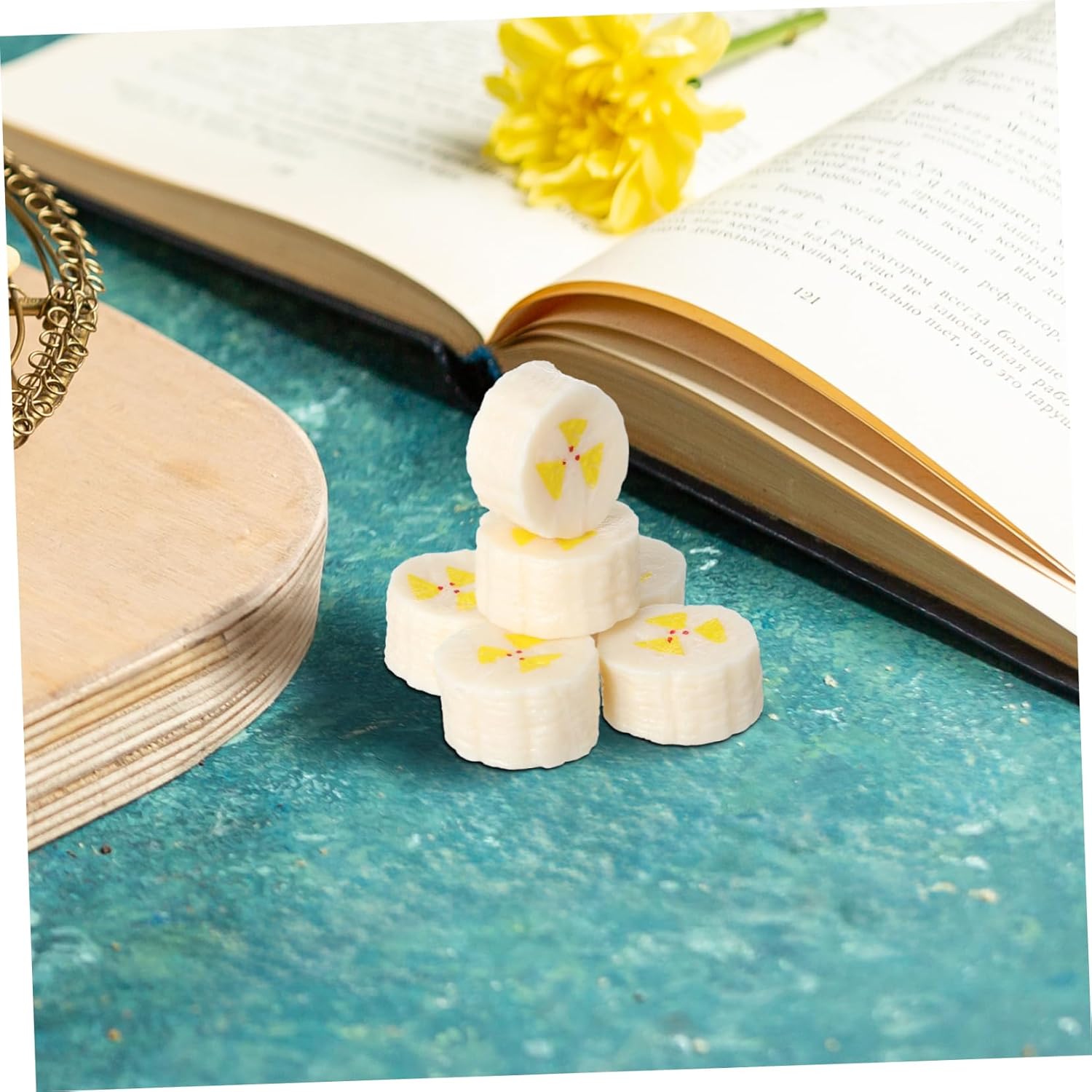 6pcs Artificial Banana Slices for Party Centerpiece
