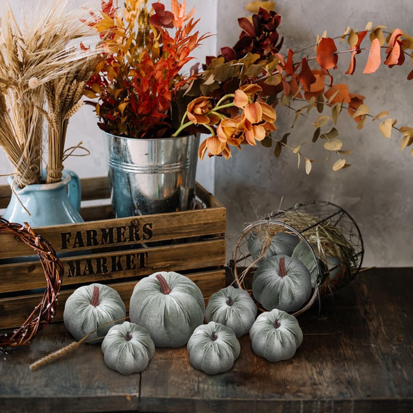 Woration 8pcs Artificial Velvet Fabric Pumpkins Fall Decor