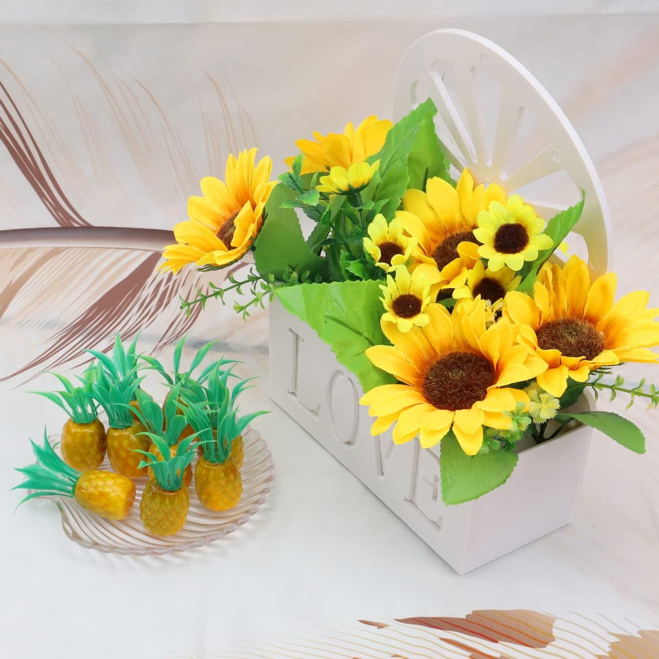 Woration 20pcs Artificial Mini Pineapple Realistic Decorations
