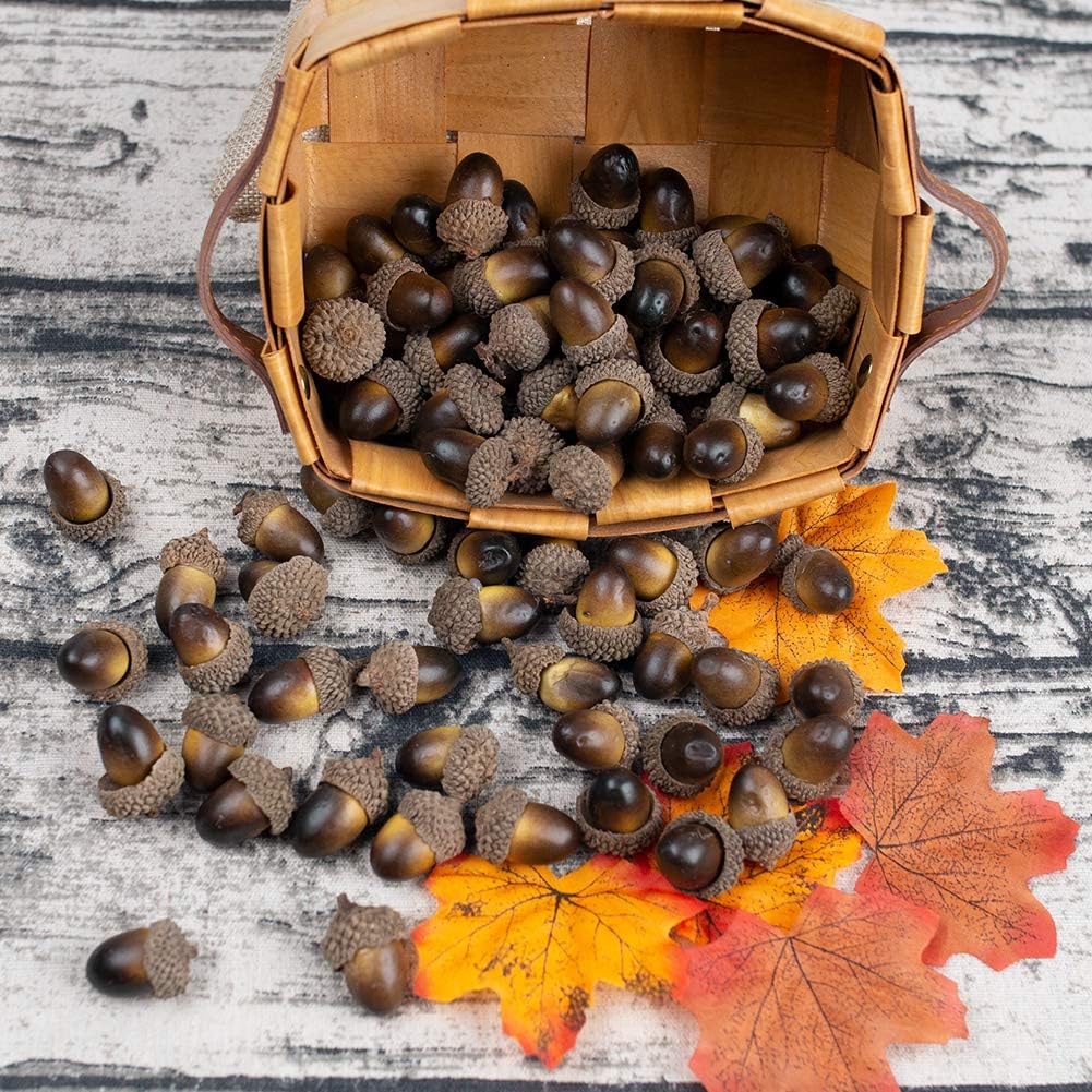 BigOtters 100 PCS Artificial Acorn Decor