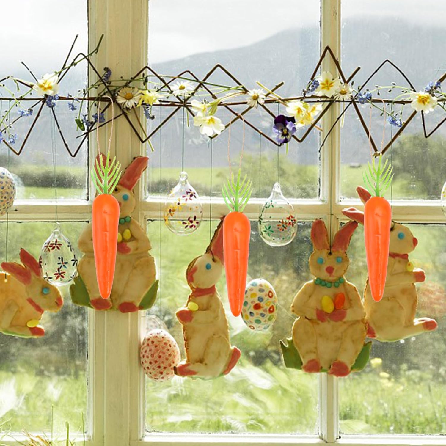 CHGCRAFT 24Pcs Lifelike Carrots with Jute Cord Easter Decor