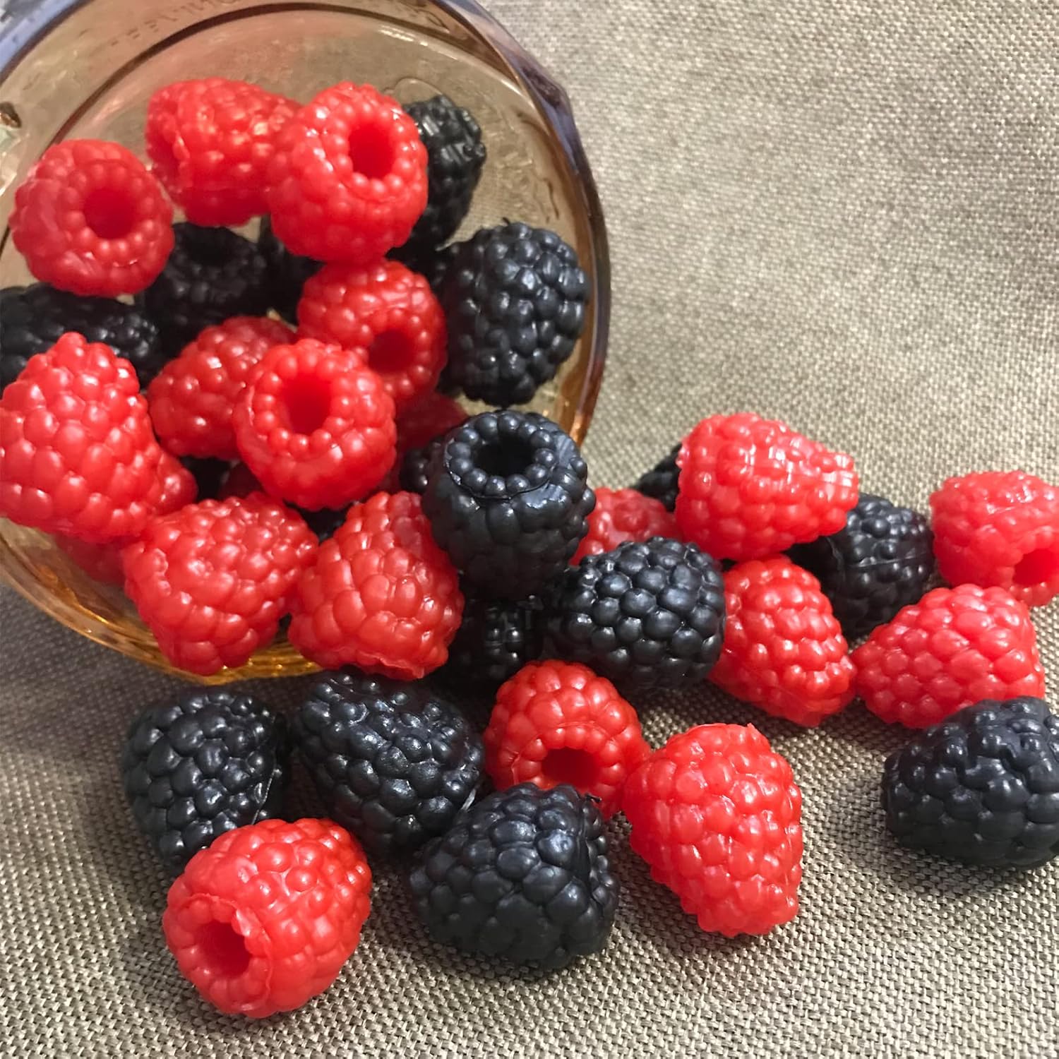 20pcs Artificial Raspberry for Crafting and Decor