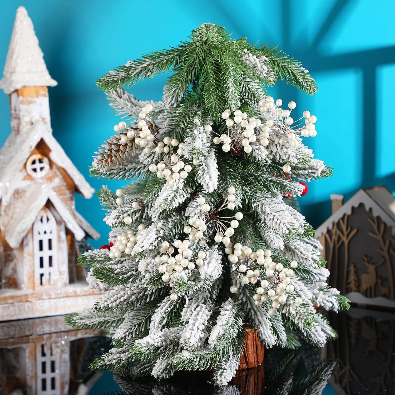 BBTO Artificial Holly Berries 250 Stems 500 Pieces White
