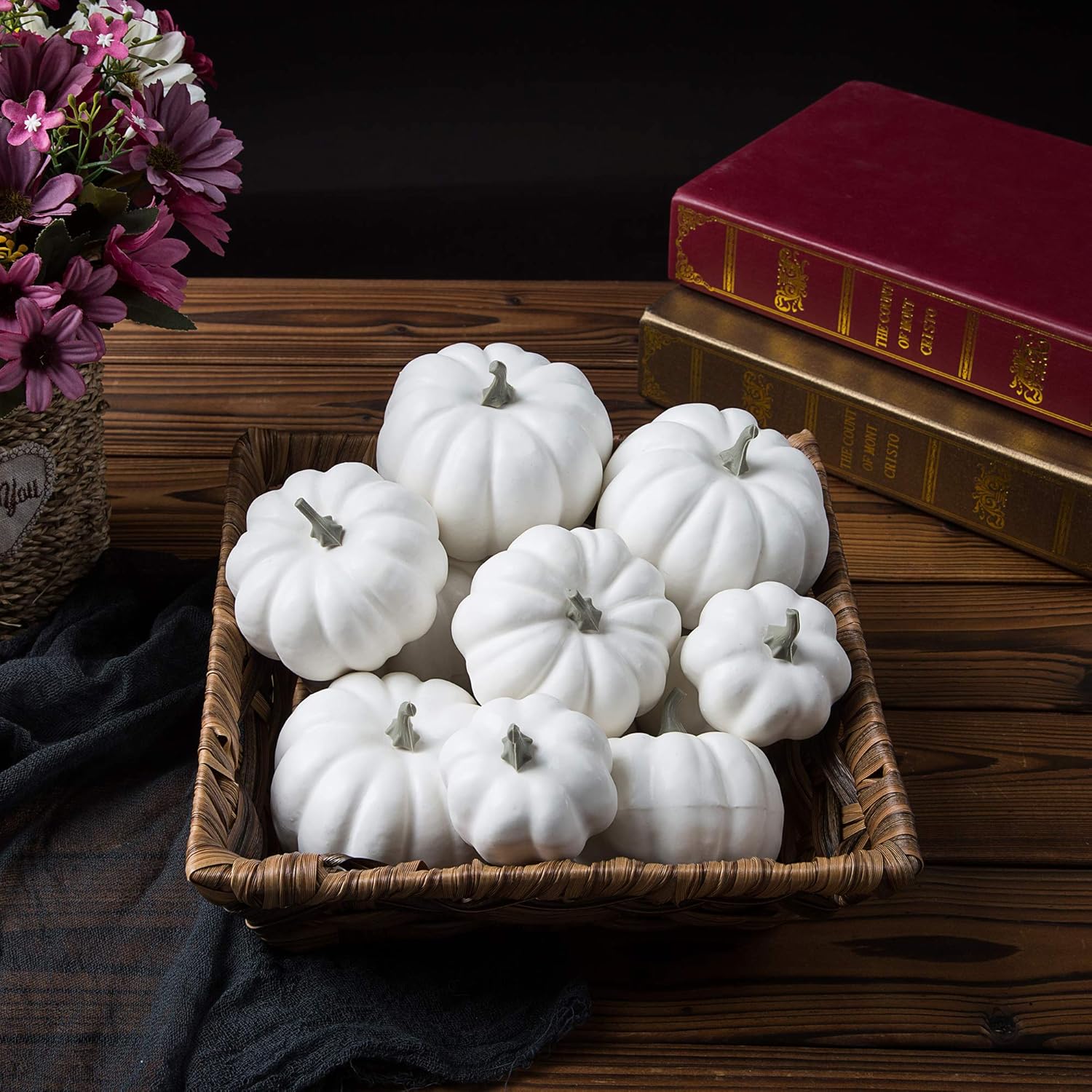Ogrmar 12 Pack Assorted Artificial Pumpkins White