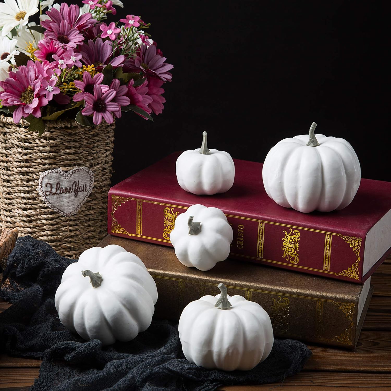 Ogrmar 12 Pack Assorted Artificial Pumpkins White